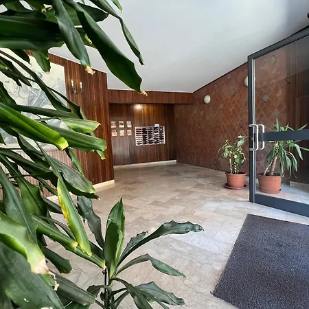 Casa Garibaldi, راباللو